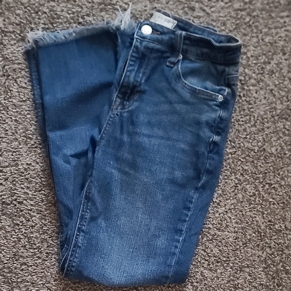Harper Distressed Blue Cropped Jeans